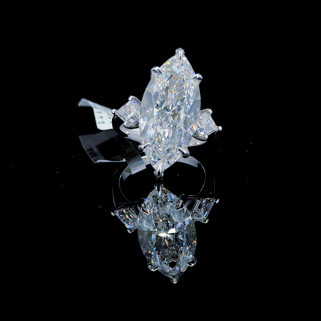 10.12 Carat Marquise Lab Diamond White Gold 6.90 Gram 14K Engagement Ring - Size: 6