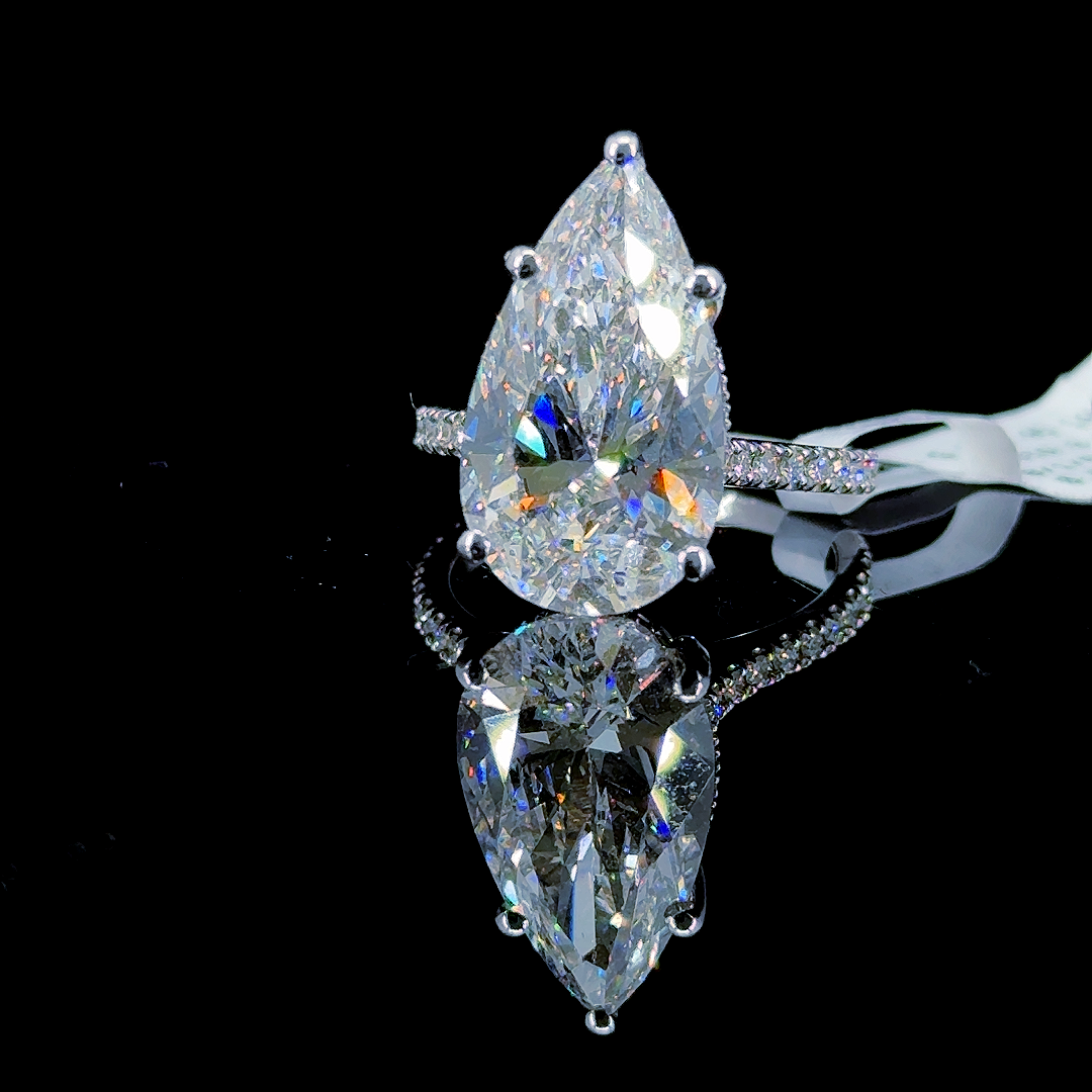 8.55 Carat Pear Lab Diamond White Gold 5.45 Gram 14K Engagement Ring - Size: 6.75