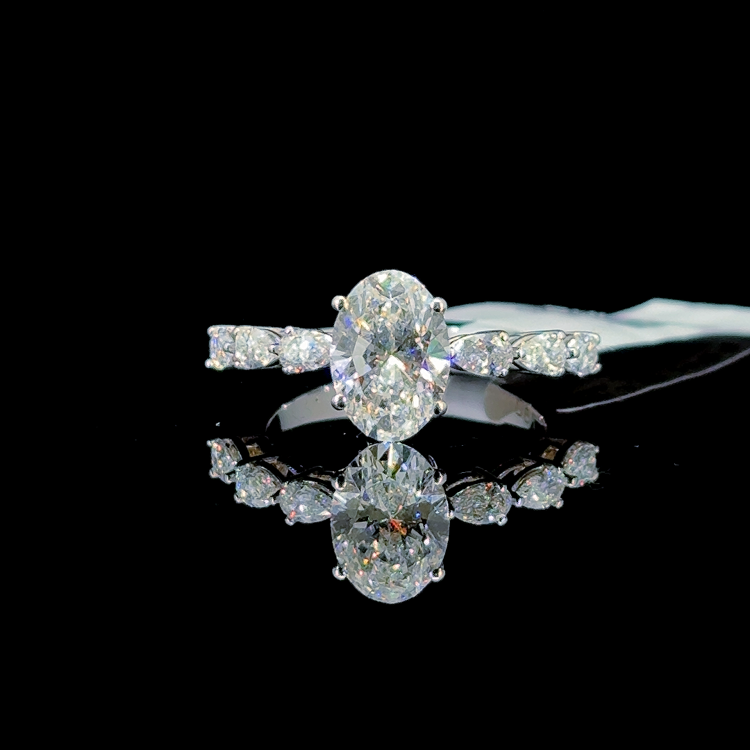 2.70 Carat Oval Lab Diamond White Gold 3.50 Gram 14 Karat Engagement Ring - Size: 7.25