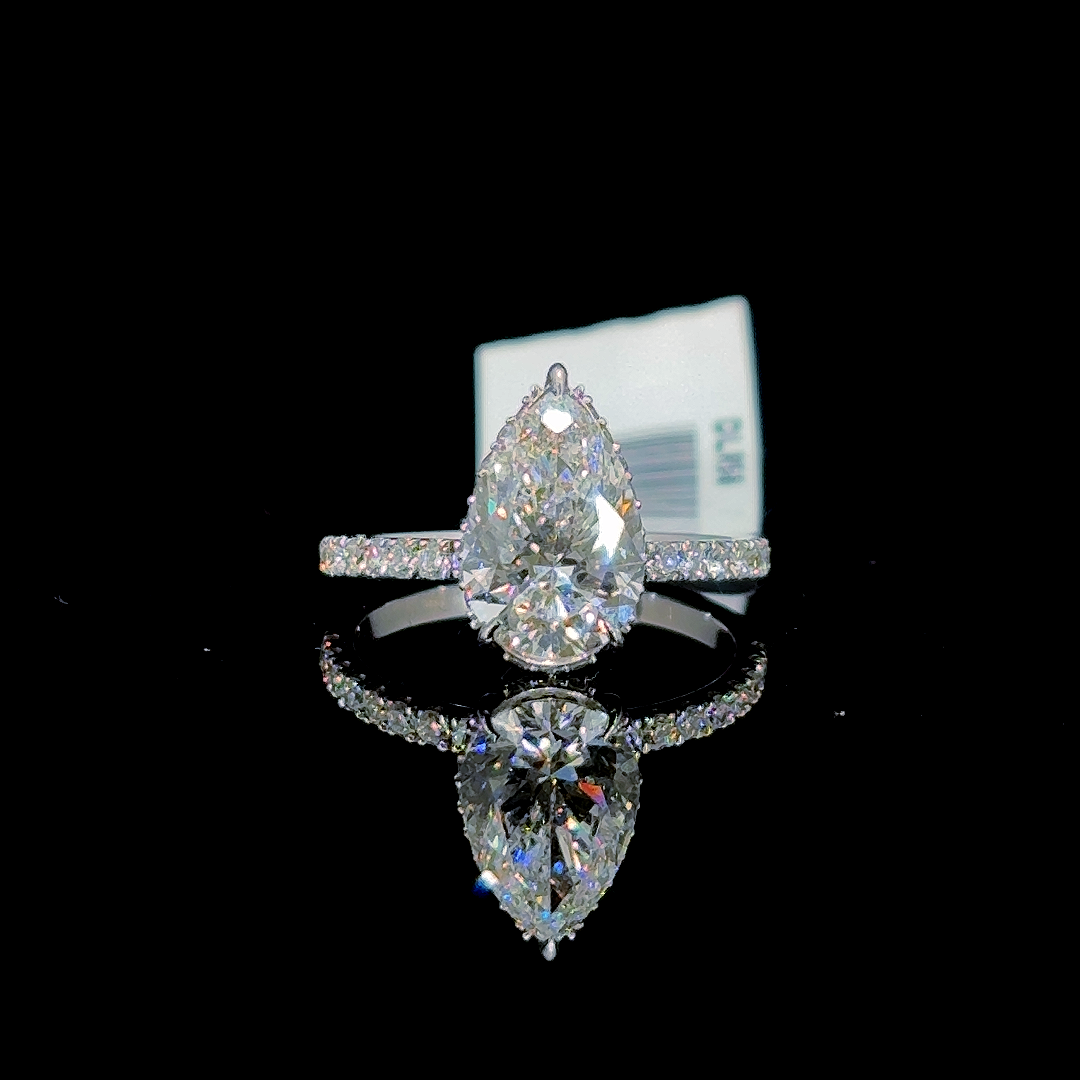 2.53 Carat Pear Lab Diamond White Gold 2.05 Gram 14 Karat Engagement Ring - Size: 5.25