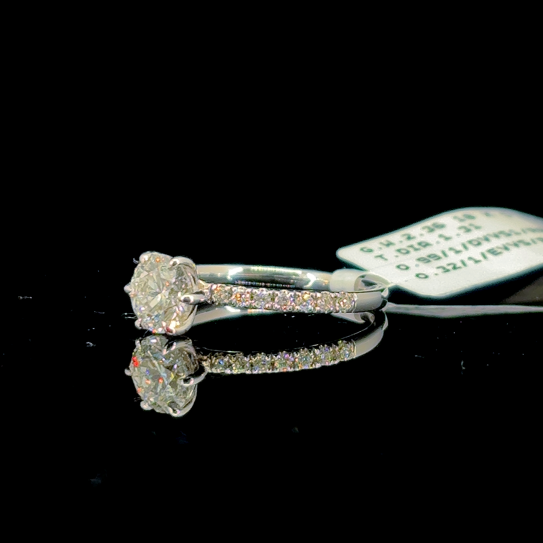 1.31 Carat Round Lab Diamond White Gold 2.36 Gram 14 Karat Engagement Ring - Size: 6.5
