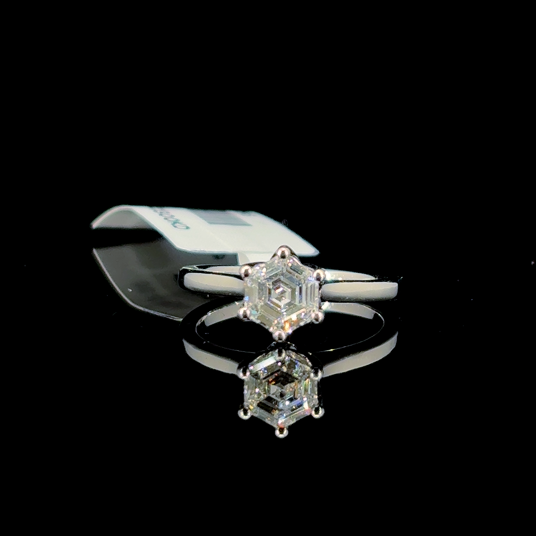 0.84 Carat Hexagon Lab Diamond White Gold 3.05 Gram 14 Karat Engagement Ring - Size: 4.75
