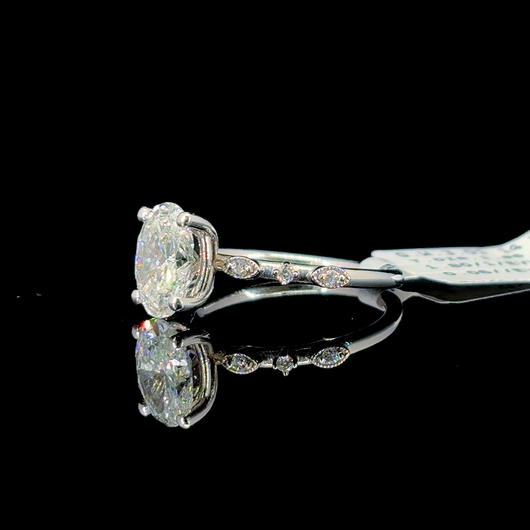 1.86 Carat Oval Lab Diamond White Gold 3.01 Gram 14 Karat Engagement Ring - Size: 6.25