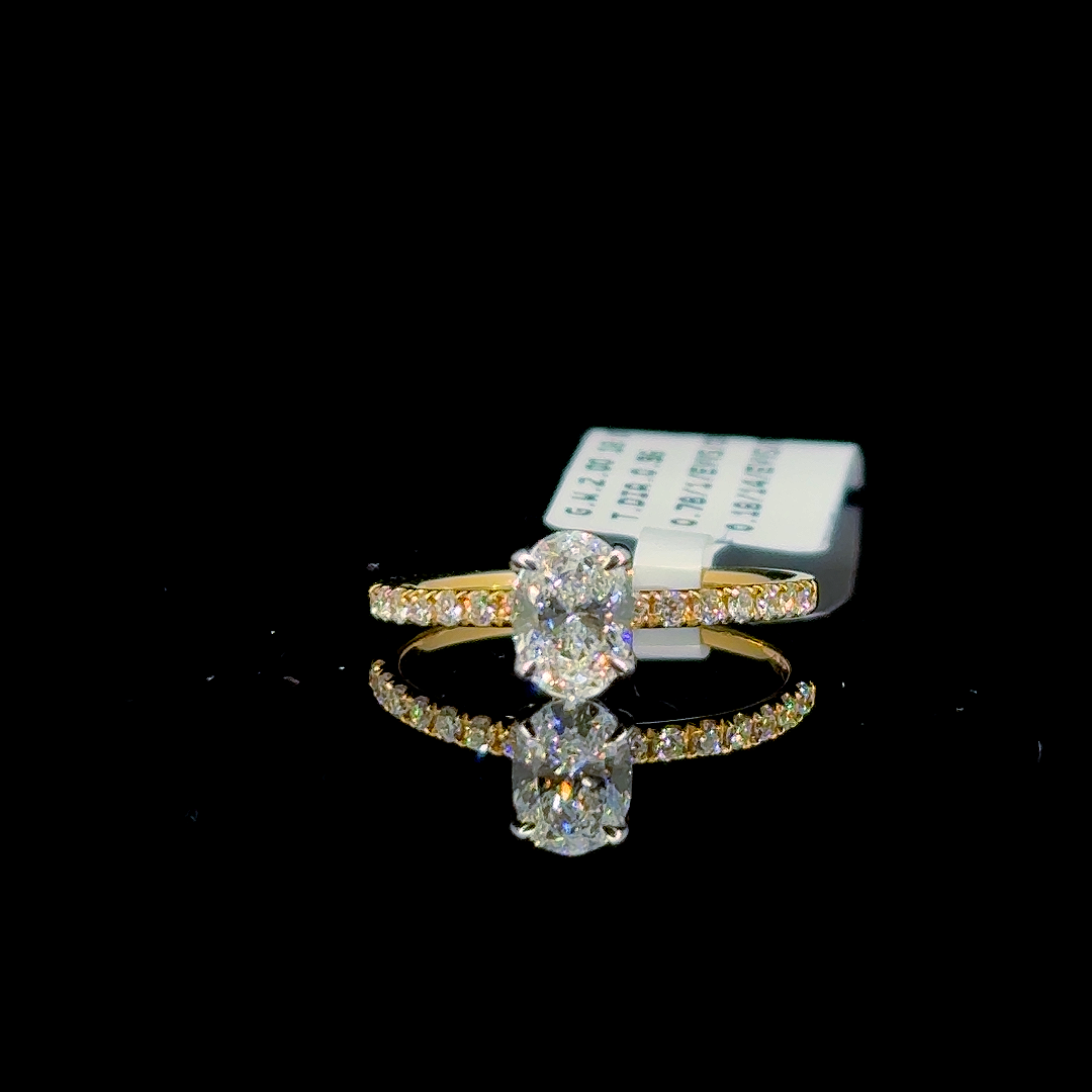 0.96 Carat Oval Lab Diamond Yellow Gold 2.00 Gram 18 Karat Engagement Ring - Size: 6.5