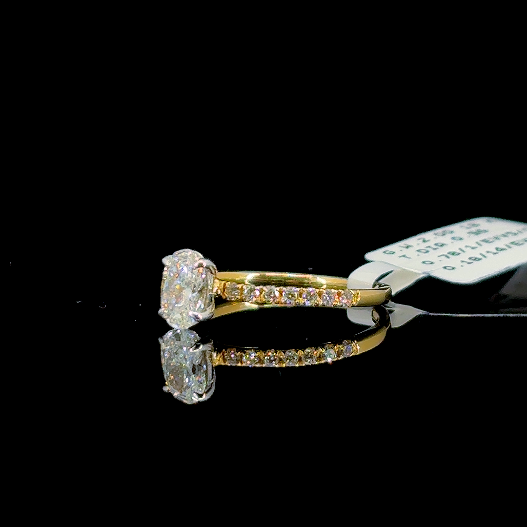 0.96 Carat Oval Lab Diamond Yellow Gold 2.00 Gram 18 Karat Engagement Ring - Size: 6.5