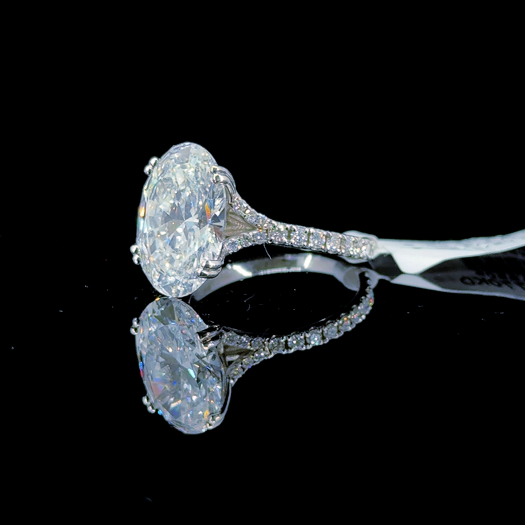 6.01 Carat Oval Lab Diamond White Gold 2.86 Gram 14K Engagement Ring - Size: 6