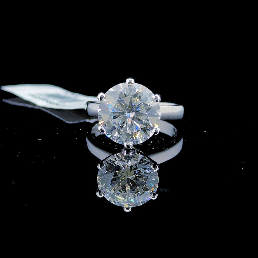 5.06 Carat Round Lab Diamond White Gold 6.54 Gram 14K Engagement Ring - Size: 6