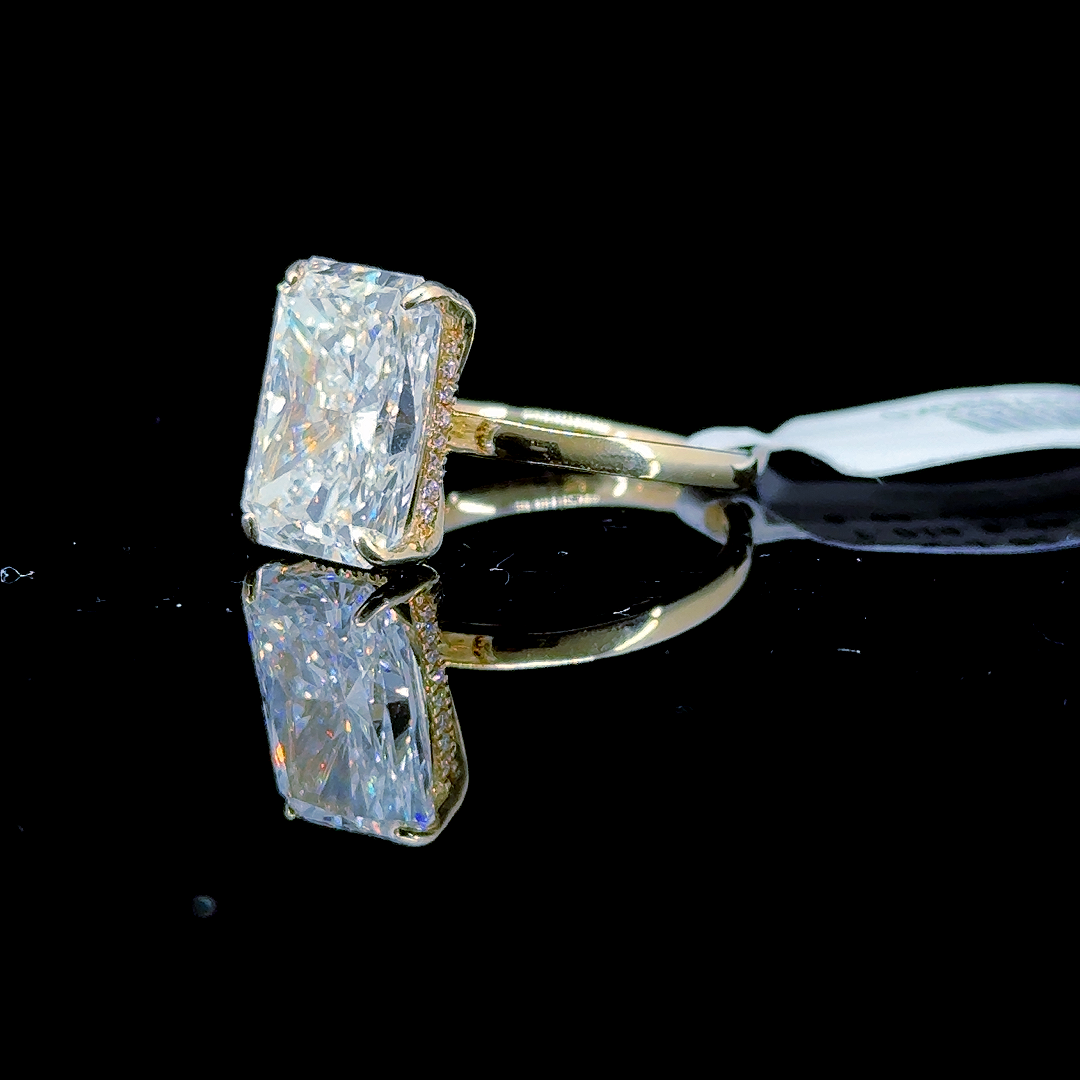 6.05 Carat Radiant Lab Diamond Yellow Gold 3.82 Gram 14K Engagement Ring - Size: 6.75